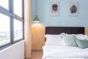 1 - 4 Pax, Dpulze One Bedroom Home with Netflix